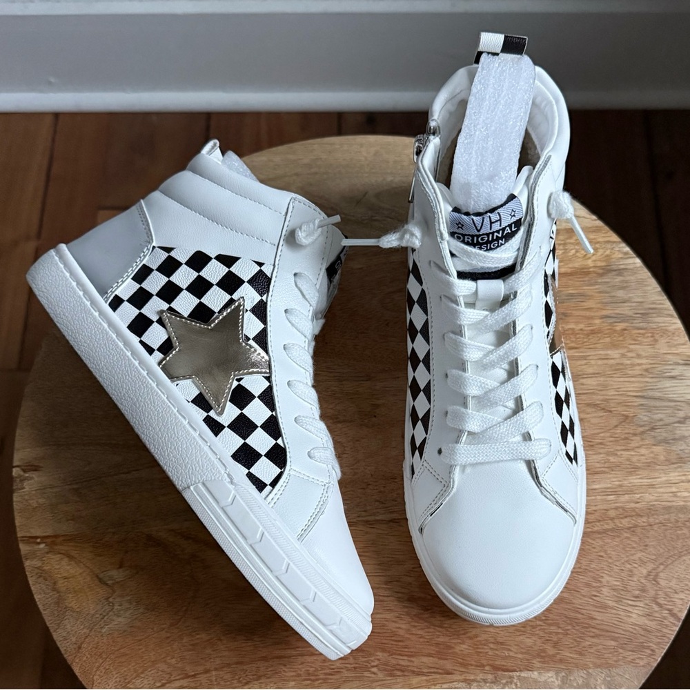 Vintage Havana Lexi Black & White Check Silver Star High Top Sneakers Sz: 6 NEW